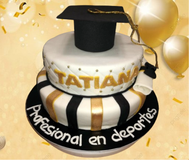 Torta de graduación personalizada con birrete en Cali